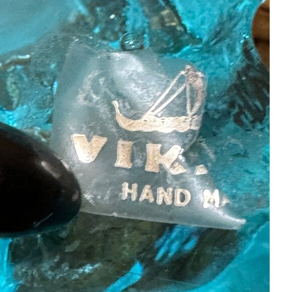 Vintage Viking  Glass Frosted Clown Figurine In Blue - Picture 6 of 8